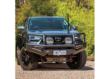 ARB Usa/Old Man Emu 20-C HILUX SUMMIT MKII WINCH BUMPER KIT