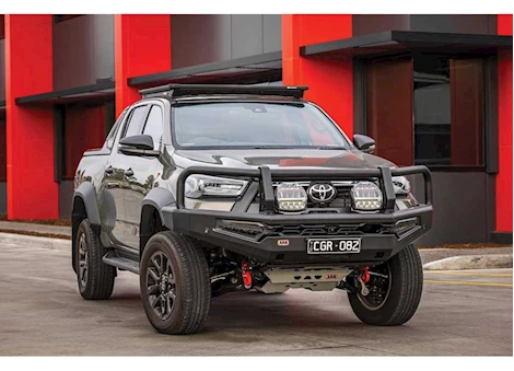 ARB Usa/Old Man Emu 22-C HILUX WIDE FENDER FLARE MODELS ONLY SUMMIT MKII WINCH BUMPER KIT