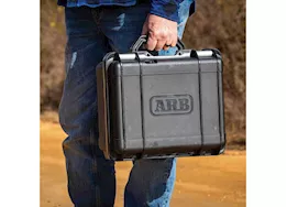 ARB Usa/Old Man Emu Portable 12v single motor air compresor with carrying case and accessories