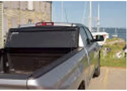 BAK Industries 22-c tundra 5.5ft bed bakflip g2 tonneau cover