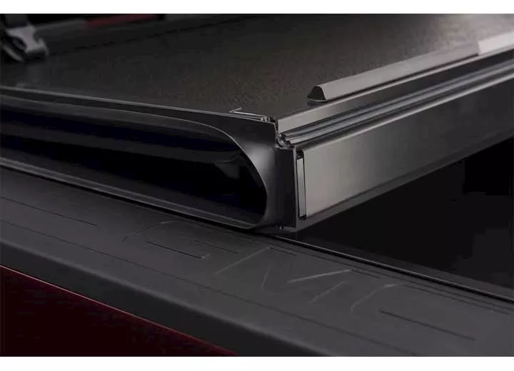 BAK Industries BAKFlip Fibermax Tonneau Cover