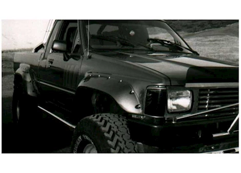 Bushwacker Cut-Out Fender Flares - 4-Piece Set