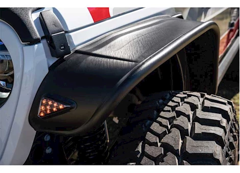 Bushwacker 20-C GLADIATOR LAUNCH EDITION 4PC FLAT SYTLE FENDER FLARES BLACK