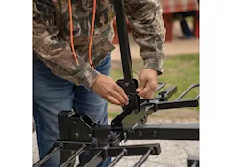 Curt Manufacturing Tray style hitch mounted 2-4 bike rack (fits 2in receivers)