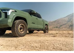 DV8 Offroad 22 toyota tundra crew max oe plus side steps, black