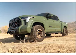 DV8 Offroad 22 toyota tundra crew max oe plus side steps, black