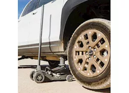 Pro Eagle Jack/Austin International Talon 1.5 ton big wheel