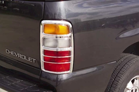 Putco 00-06 SUBURBAN/TAHOE/YUKON & XL/DENALI CHROME TAIL LIGHT TRIM