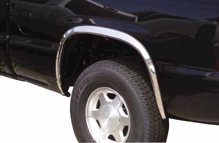 Putco 99-07 silverado/sierra 1500/99-04 2500/3500/00-06 suburban/yukon xl w/fender flares ss fender trim Main Image