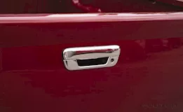 Putco 05-12 colorado/canyon tailgate handle cover w/keyhole chrome