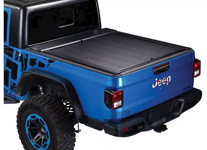 Roll-N-Lock 19-c silverado/sierra 1500/2500/3500 8.2ft m series xt retractable tonneau cover