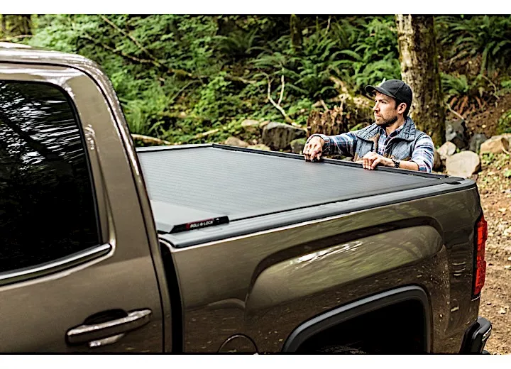 Roll-N-Lock 19-c silverado/sierra 1500 5.5ft bed a-series tonneau cover w/o carbonpro bed