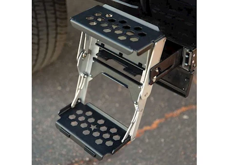 Rock Slide Engineering R-STEP 9 INCH WIDE STEP WITH UNIVERSAL BRACKETS TO MOUNT ON FLAT SURFACE