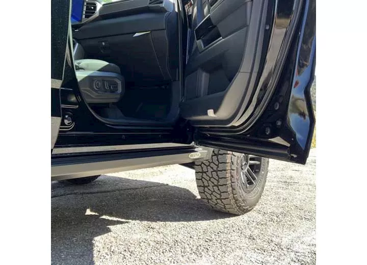 Rock Slide Engineering 22-c tundra black powdercost steel rock sliders