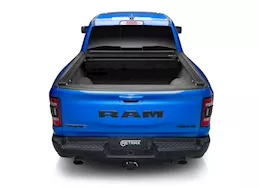 Retrax 19-c ram 5.7ft bed 1500 w/ rambox retraxpro xr