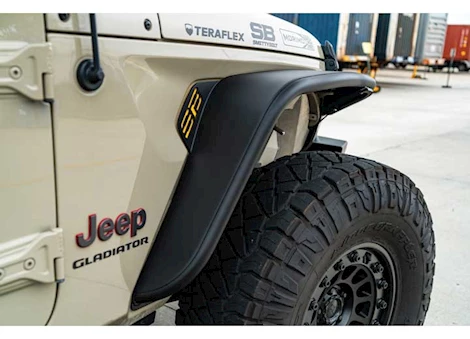 Smittybilt 18-c wrangler/gladiator front fender kit Main Image