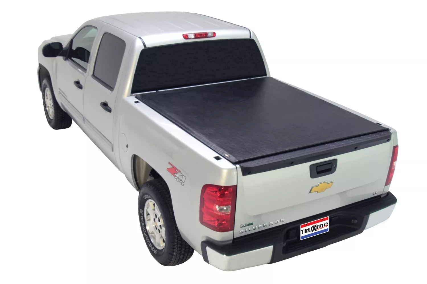 Truxedo 07-13 silverado/sierra 8ft bed w/track system lo pro qt soft roll-up tonneau cover