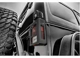 Zroadz 07-18 Wrangler Tail Light Protector W/Led Pod Mount-3In Cube Pod Work Lights